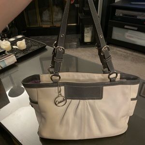 COACH Leather E/W Gallery Tote